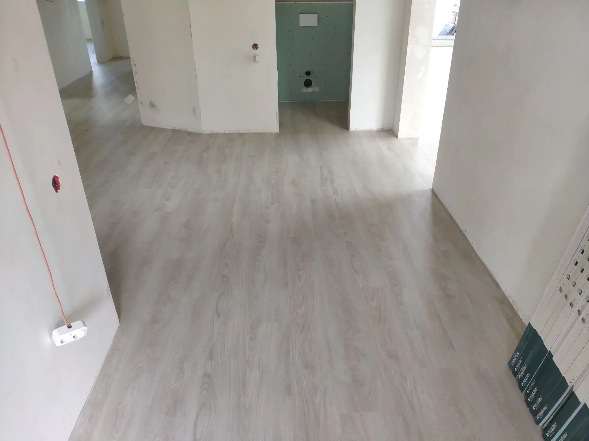 Укладка: Moduleo Roots 40 Midland Oak 22110 - Тольятти. Ягодное - частный дом