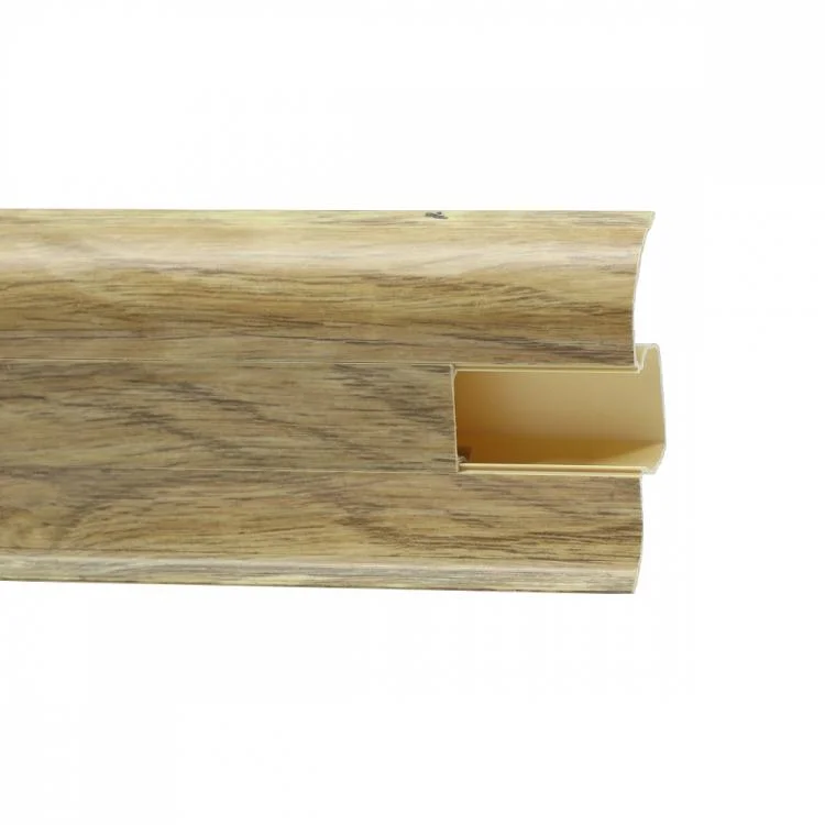 Плинтус Royce 835 Дуб Пармский (58 mm)